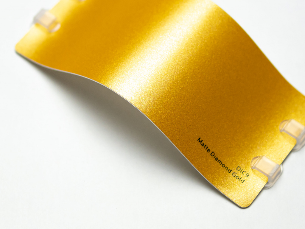 Виниловая плёнка Matte Diamond Gold (алмазный золотой), DIC9, 1,52×17,5 м