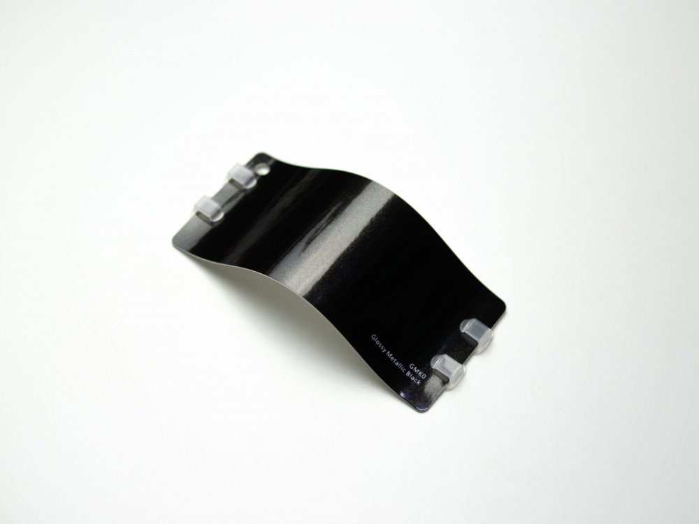 Виниловая плёнка Glossy Metallic Black (металлический черный), глянцевая, GMK0, 1,52×17,5 м