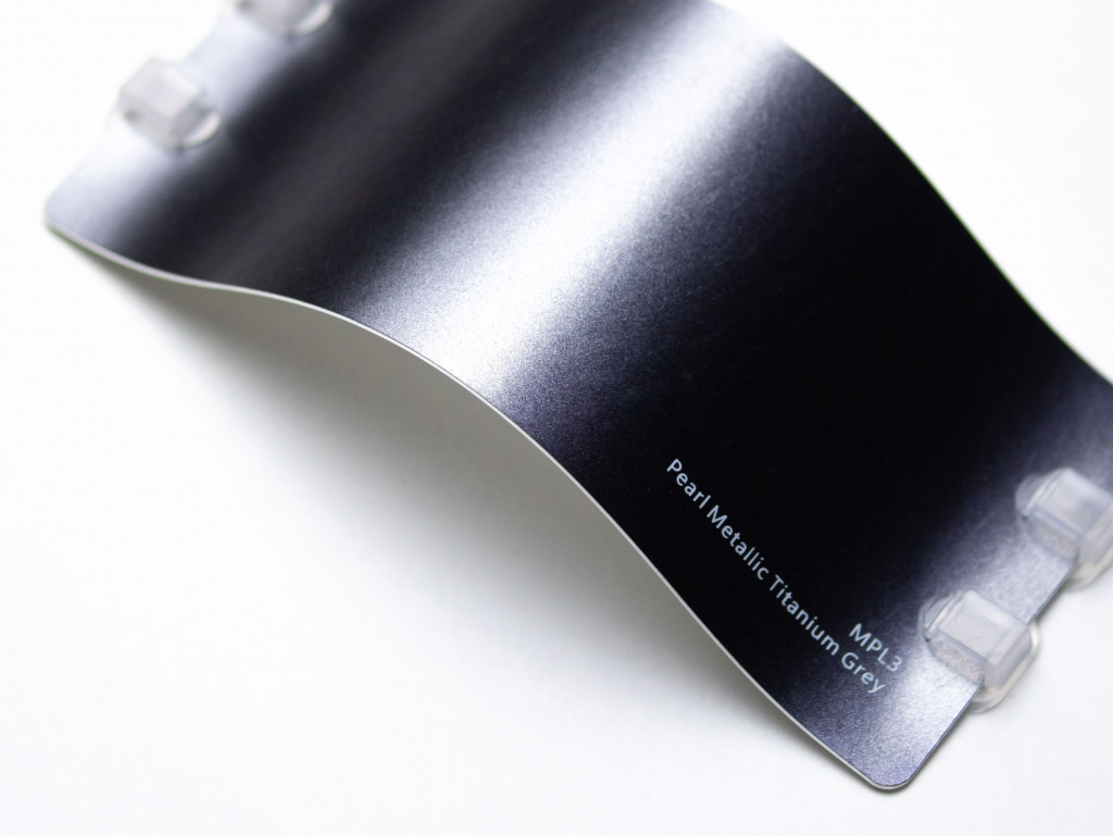 Виниловая плёнка Pearl Metallic Titanium Grey (жемчужный титаново-серый), MPL3, 1,52×17,5 м