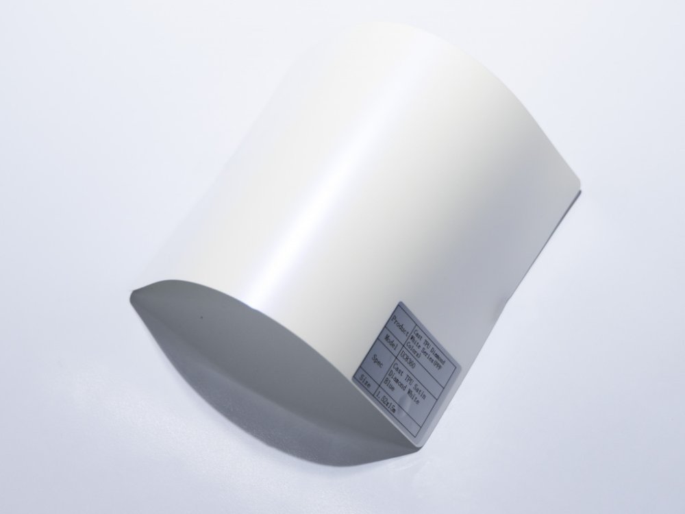 Полиуретановая пленка PPF Colors Satin Diamond White Blue (бриллиантовый), сатин, UC8360, 1,52×15 м