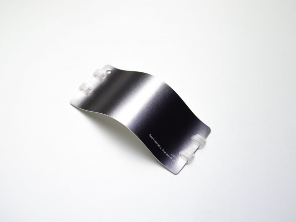 Виниловая плёнка Pearl Metallic Combat Grey (жемчужный боевой серый), MPL8, 1,52×17,5 м