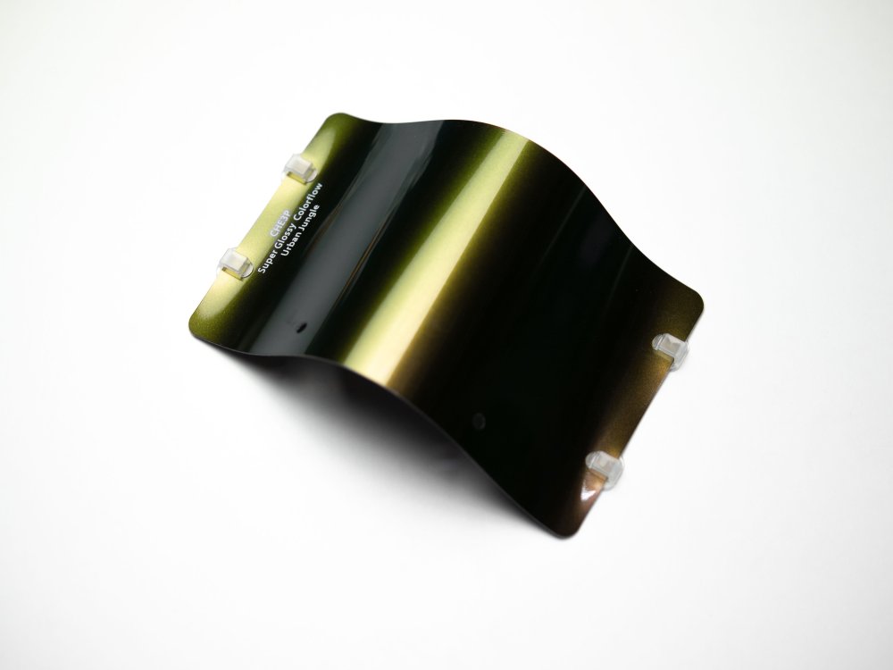 Виниловая плёнка Super Glossy Colorflow Urban Jungle (городские джунгли), глянцевая, CHE3P, 1,52×17,5 м