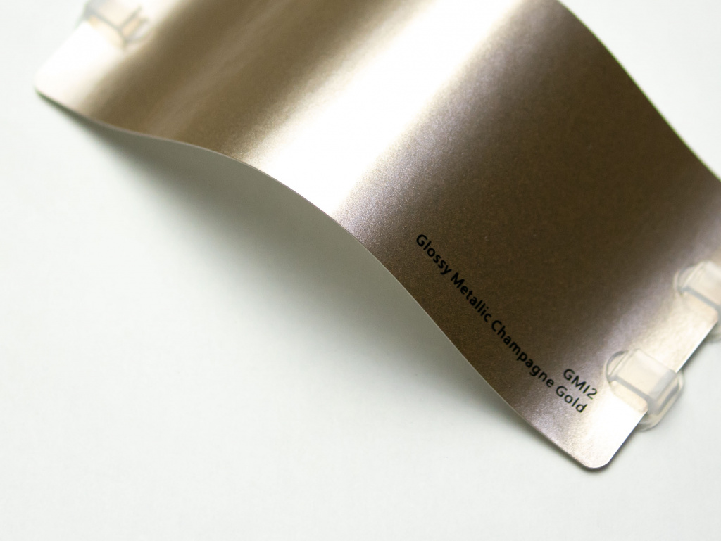 Виниловая плёнка Glossy Metallic Champagne Gold (шампанское золото), глянцевая, GMI2, 1,52×17,5 м