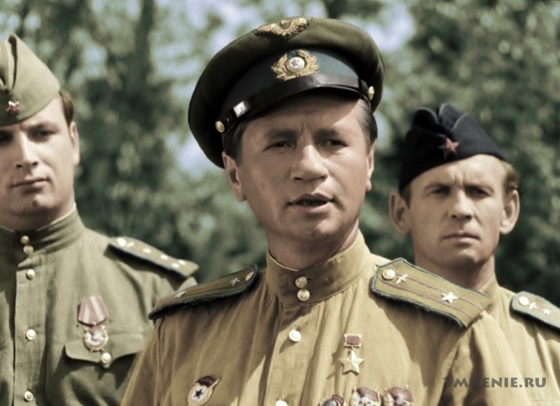 Маэстро В бой идут одни старики автовинил и наклейки на кузов авто