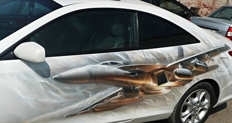 Аэрография на автомобиль мотоцикл в виде самолета