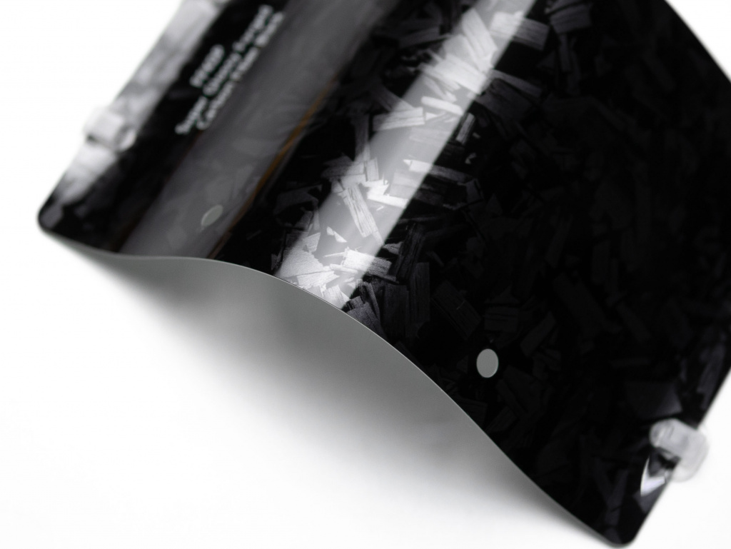 Виниловая плёнка Super Glossy Forged Carbon Fiber Black (кованый черный карбон), FFK0P, 1,52×17,5 м