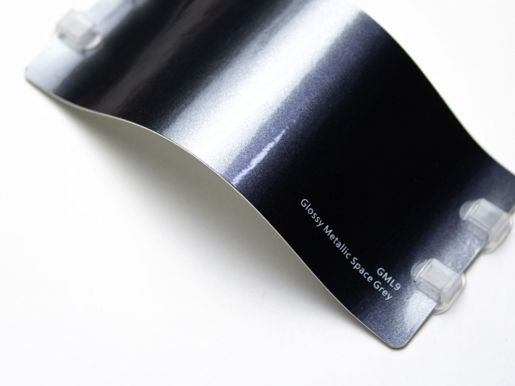 Виниловая плёнка Glossy Metallic Space Grey (космический серый), глянцевая, GML9, 1,52×17,5 м