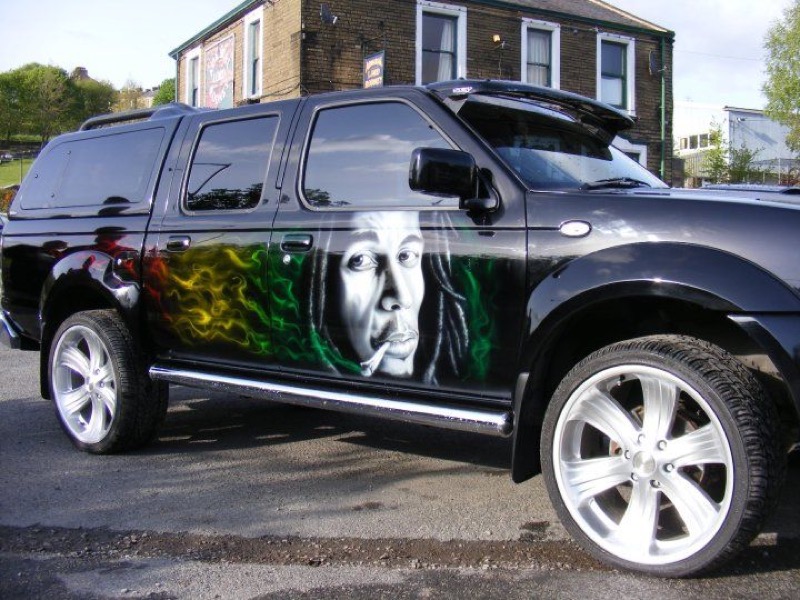 Боб Марли аэрография на авто