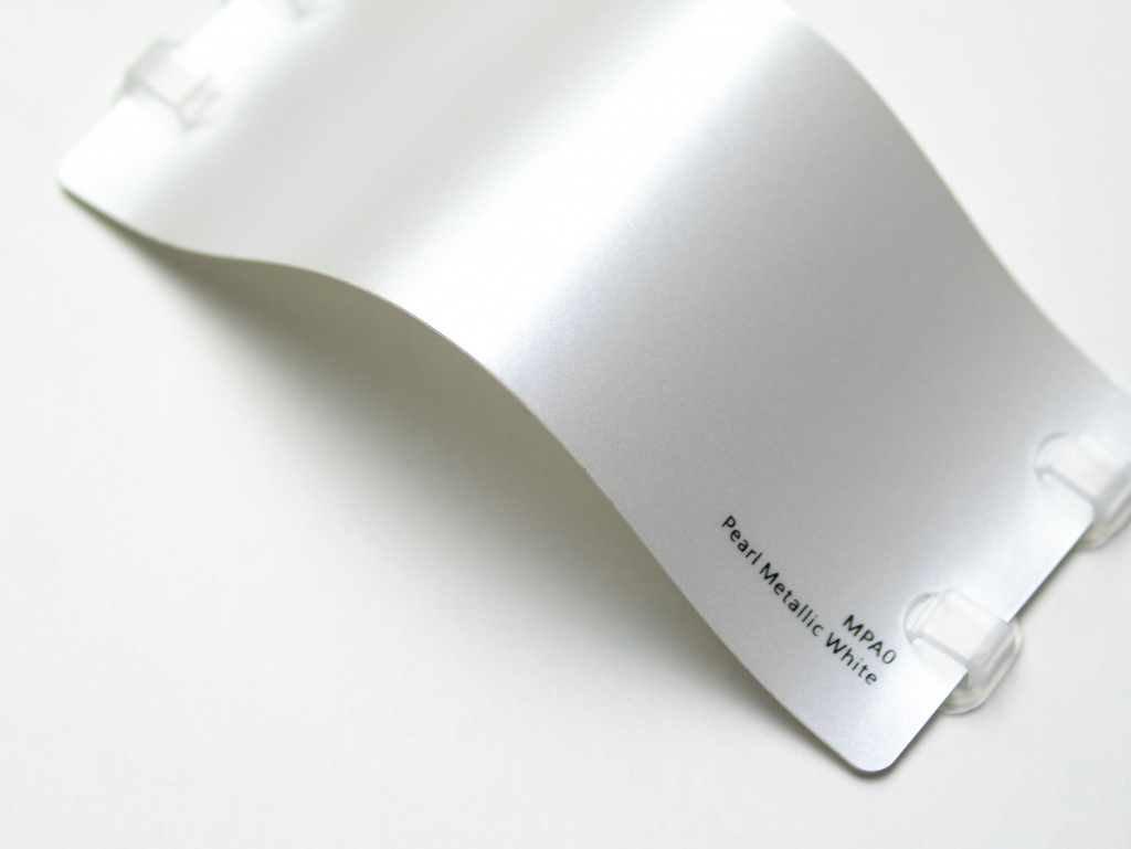 Виниловая плёнка Pearl Metallic White (жемчужный металлический белый), MPA0, 1,52×17,5 м