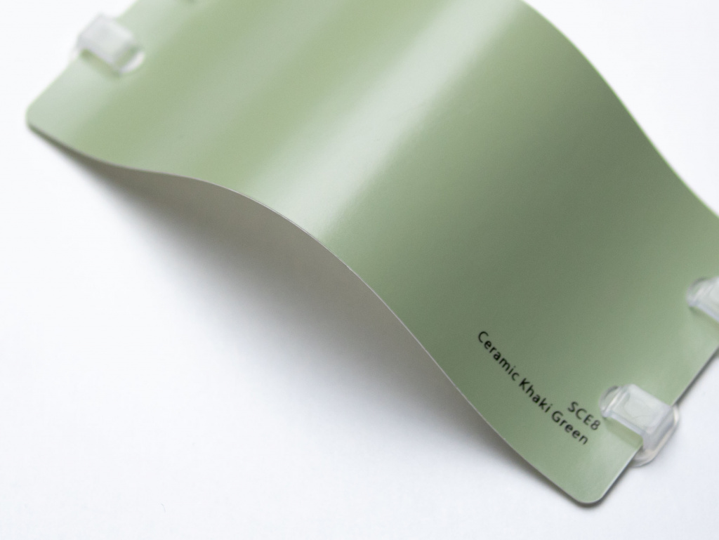 Виниловая плёнка Ceramic Khaki Green (керамический хаки-зеленый), SCE8, 1,52×17,5 м