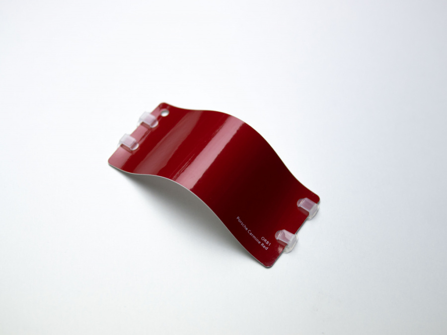 Виниловая плёнка Porsche Carmine Red (Porsche карминово-красный), глянцевая, ORB1, 1,52×17,5 м