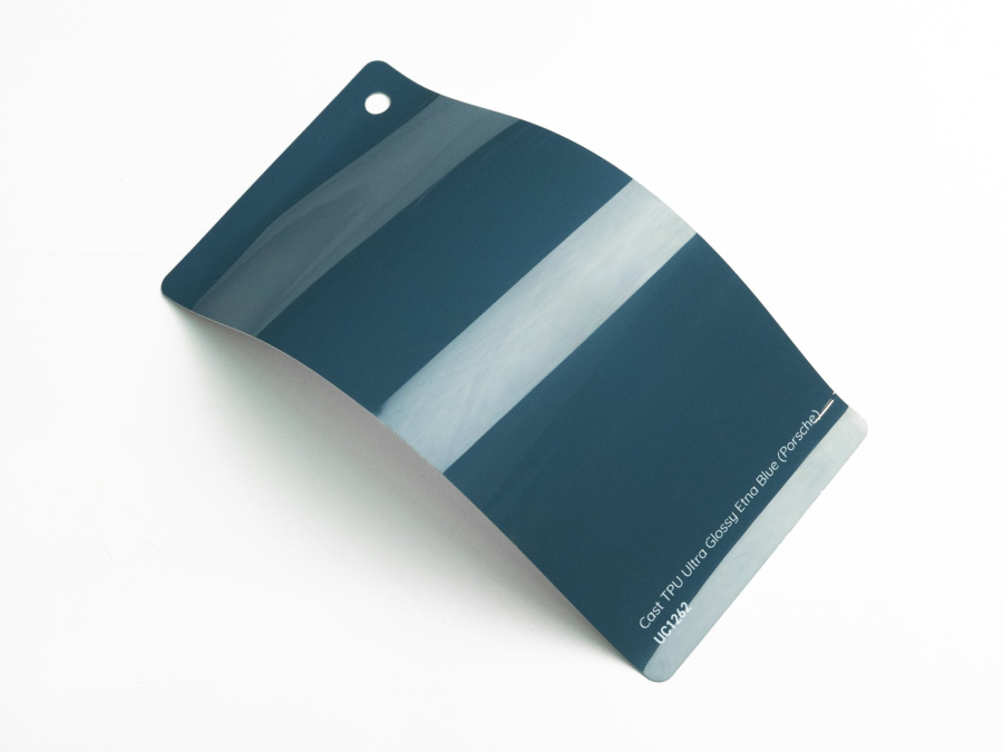 Полиуретановая пленка PPF Colors Ultra Glossy Etna Blue (Porsche) (голубой Этна), глянцевая, UC1262, 1,52×15 м