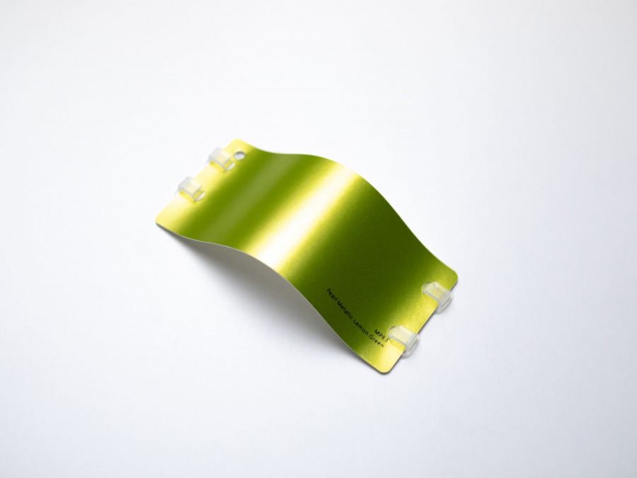 Виниловая плёнка Pearl Metallic Lemon Green (жемчужный лимонно-зеленый), MPE3, 1,52×17,5 м