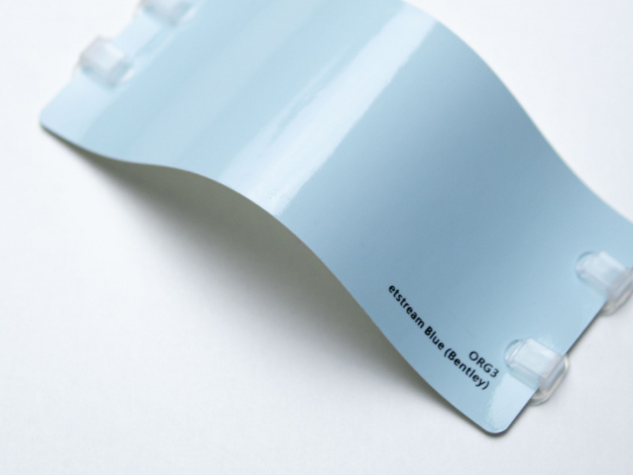 Виниловая плёнка Jetstream Blue Bentley (Bentley Ледяной поток-синий), глянцевая, ORG3, 1,52×17,5 м