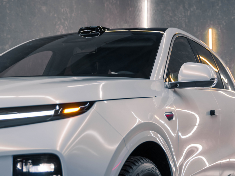 Полиуретановая пленка PPF Colors Diamond White Gold (бриллиант белый золотой), глянцевая, UC8230, 1,52×15 м