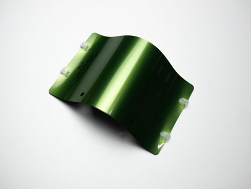 Виниловая плёнка Super Glossy Metallic Mamba Green (металлический зеленый), ORE1P, 1,52×17,5 м