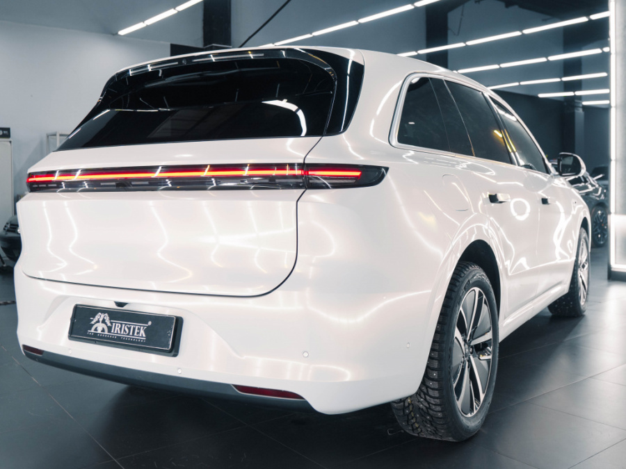 Полиуретановая пленка PPF Colors Diamond White Gold (бриллиант белый золотой), глянцевая, UC8230, 1,52×15 м