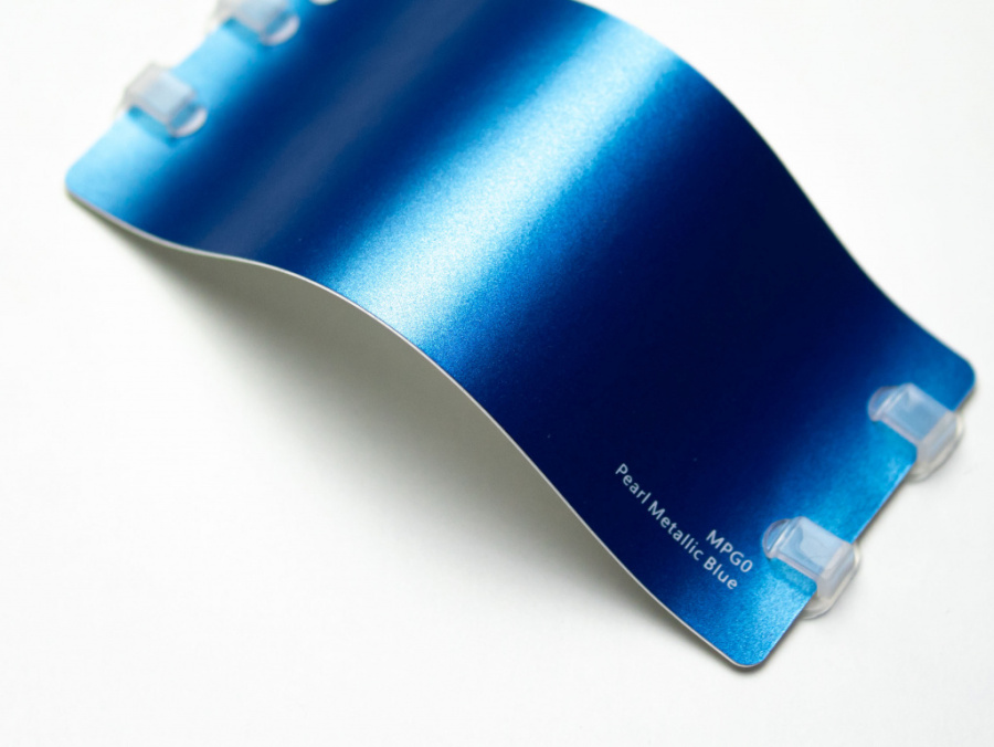 Виниловая плёнка Pearl Metallic Blue (жемчужный синий), MPG0, 1,52×17,5 м