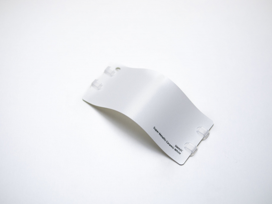Виниловая плёнка Super Metallic Ceramic White (металлик, керамика белого цвета), SMA0C, 1,52×17,5 м