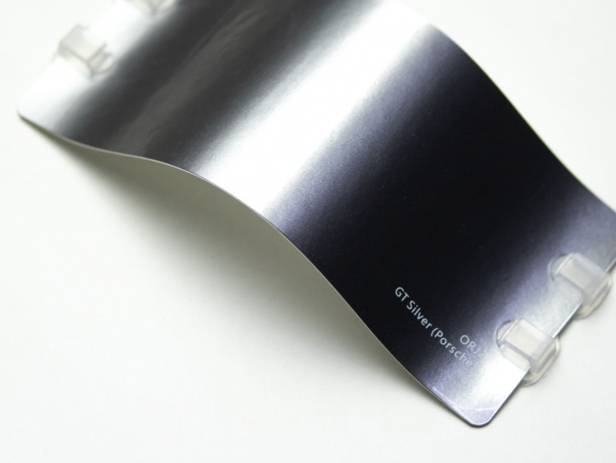 Виниловая плёнка GT Silver Metallic Porsche (серебристый), глянцевая, ORJ2, 1,52×17,5 м