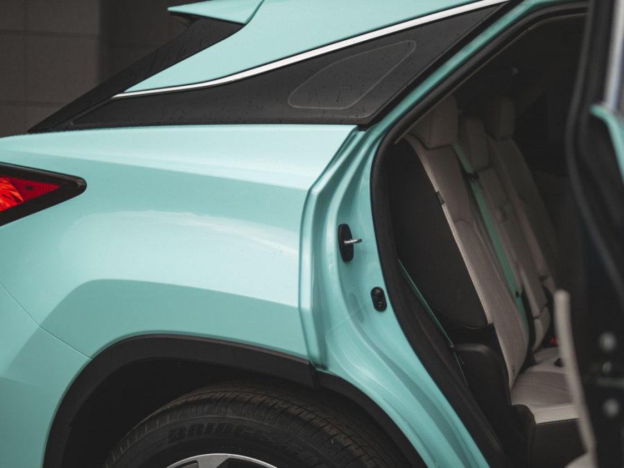 Виниловая плёнка Super Glossy Tiffany (Тиффани), глянцевая, SGE4P-I, 1,52×17,5 м