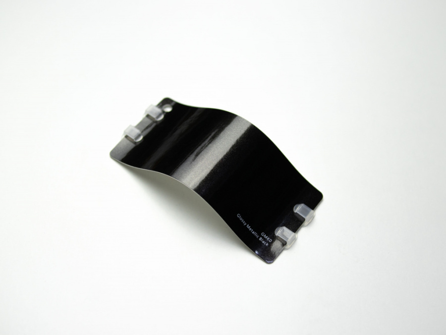 Виниловая плёнка Glossy Metallic Black (металлический черный), глянцевая, GMK0, 1,52×17,5 м