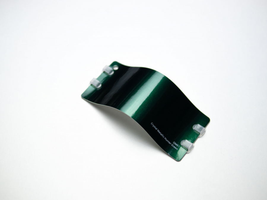 Виниловая плёнка Crystal Metallic Hunter Green (кристальный металлик зелень), QME1, 1,52×17,5 м