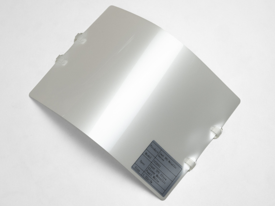 Полиуретановая пленка PPF Colors Glossy Metallic Pearl White (жемчужно-белый металлик), глянцевая, UC2001, 1,52×15 м