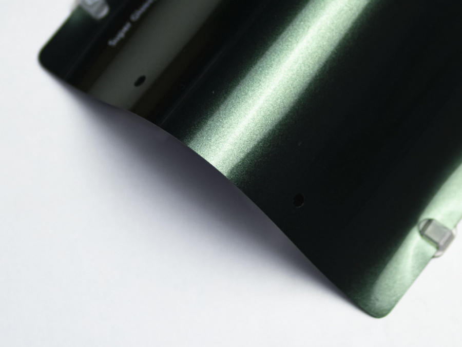 Виниловая плёнка Super Glossy Verdant Green (Bentley) (изумрудный зеленый), глянцевая, ORE4P, 1,52×17,5 м