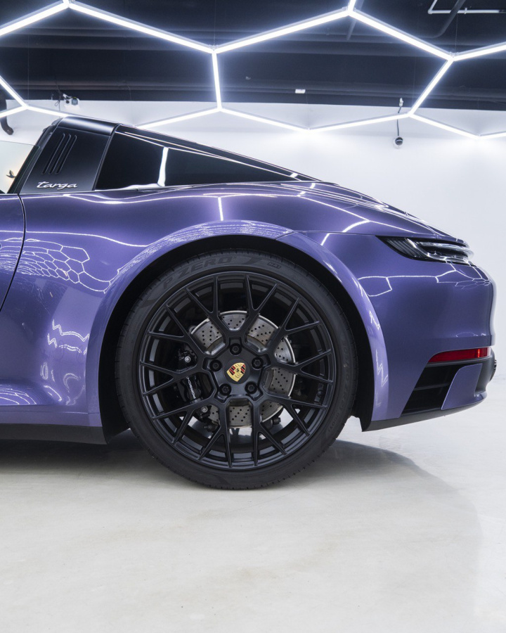 Полиуретановая пленка PPF Colors Glossy Metallic Dusty Violet (пыльно-фиолетовый металлик), глянцевая, UC2077, 1,52×15 м