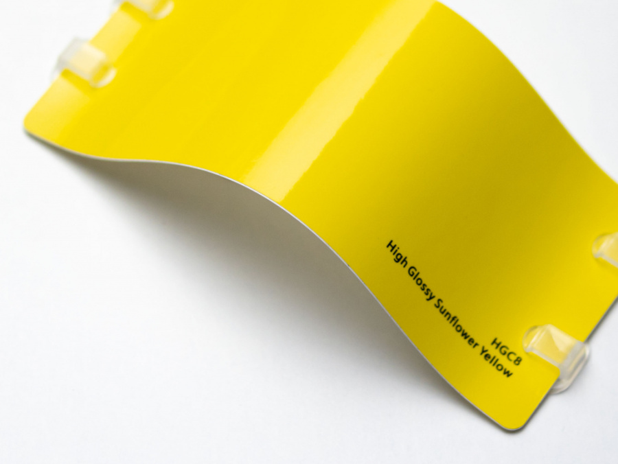 Виниловая плёнка High Glossy Sunflower (блестящий подсолнечно-желтый), HGC8, 1,52×17,5 м