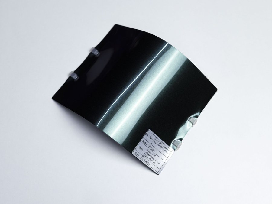 Полиуретановая пленка PPF Colors Chameleon Storm Blue Purple (хамелеон голубой шторм), глянцевая, UC8068, 1,52×15 м