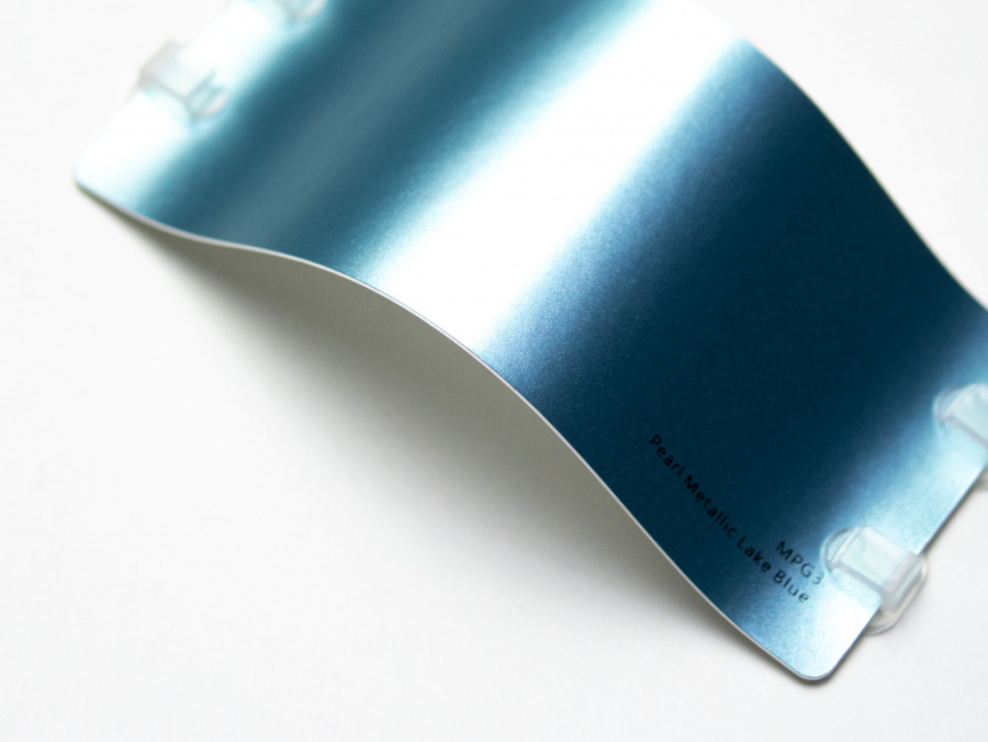 Виниловая плёнка Pearl Metallic Lake Blue (жемчужный озерно-голубой), MPG3, 1,52×17,5 м