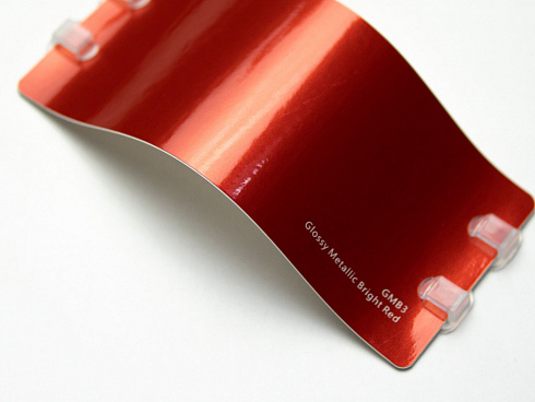 Виниловая плёнка Glossy Metallic Bright Red (ярко-красный), глянцевая, GMB3, 1,52×17,5 м