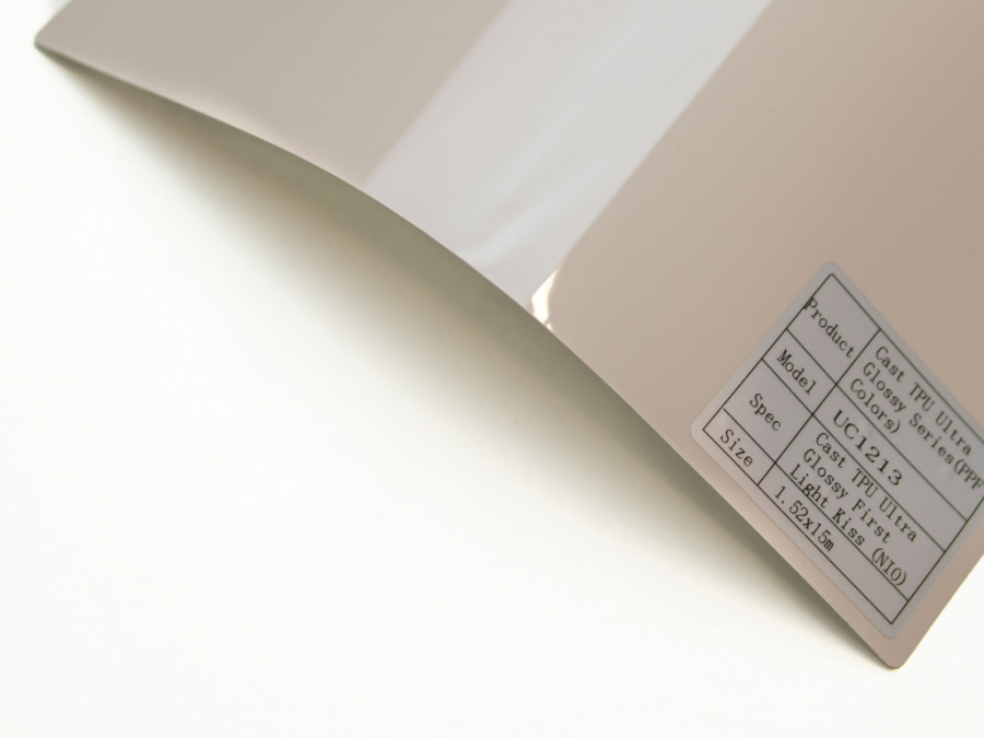 Полиуретановая пленка PPF Colors First Light Kiss (легкий поцелуй), глянцевая, UC1213, 1,52×15 м